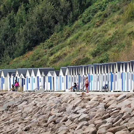 Etoile Du Kap Bed and Breakfast 4*